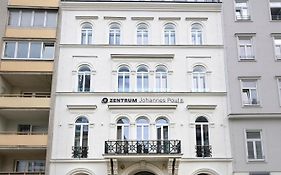Hotel Karol